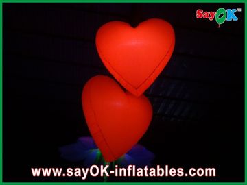 Καλή μεγάλη κόκκινη διογκώσιμη καρδιά με τα οδηγημένα φω'τα για το φεστιβάλ, διάμετρος 1.5M