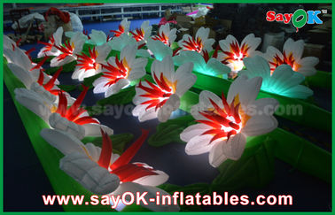 Προσαρμοσμένη νάυλον αλυσίδα γαμήλιων λουλουδιών διακοσμήσεων φωτισμού υφασμάτων διογκώσιμη