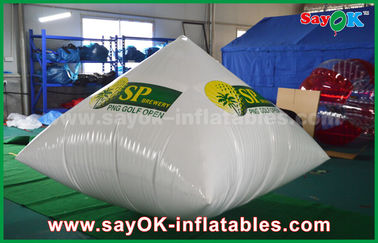 Άσπρη 0.6mm εκτύπωση λογότυπων πυραμίδων PVC διογκώσιμη που διαφημίζει Inflatables