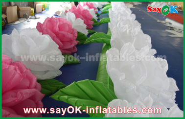 Διογκώσιμη αλυσίδα λουλουδιών των οδηγήσεων αλλαγής χρώματος για τη γαμήλια διακόσμηση