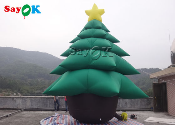 πράσινο χριστουγεννιάτικο δέντρο διακοσμήσεων διακοπών 5m διογκώσιμο με τις διακοσμήσεις