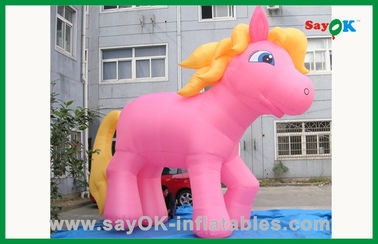 Χαρακτήρες καρτούν για τα πάρτι γενεθλίων Ροζ φουσκωτό άλογο φουσκωτοί χαρακτήρες καρτούν για διαφήμιση
