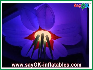 Διακοσμητική νάυλον διάμετρος 2.5m λουλουδιών υφασμάτων διογκώσιμη με τον οδηγημένο φωτισμό