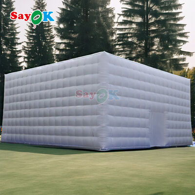 Sayok προσαρμοσμένο για 100 άτομα λευκό Oxford Fabric Cube Event LED σκηνές φουσκωτή σκηνή για πάρτι προς πώληση